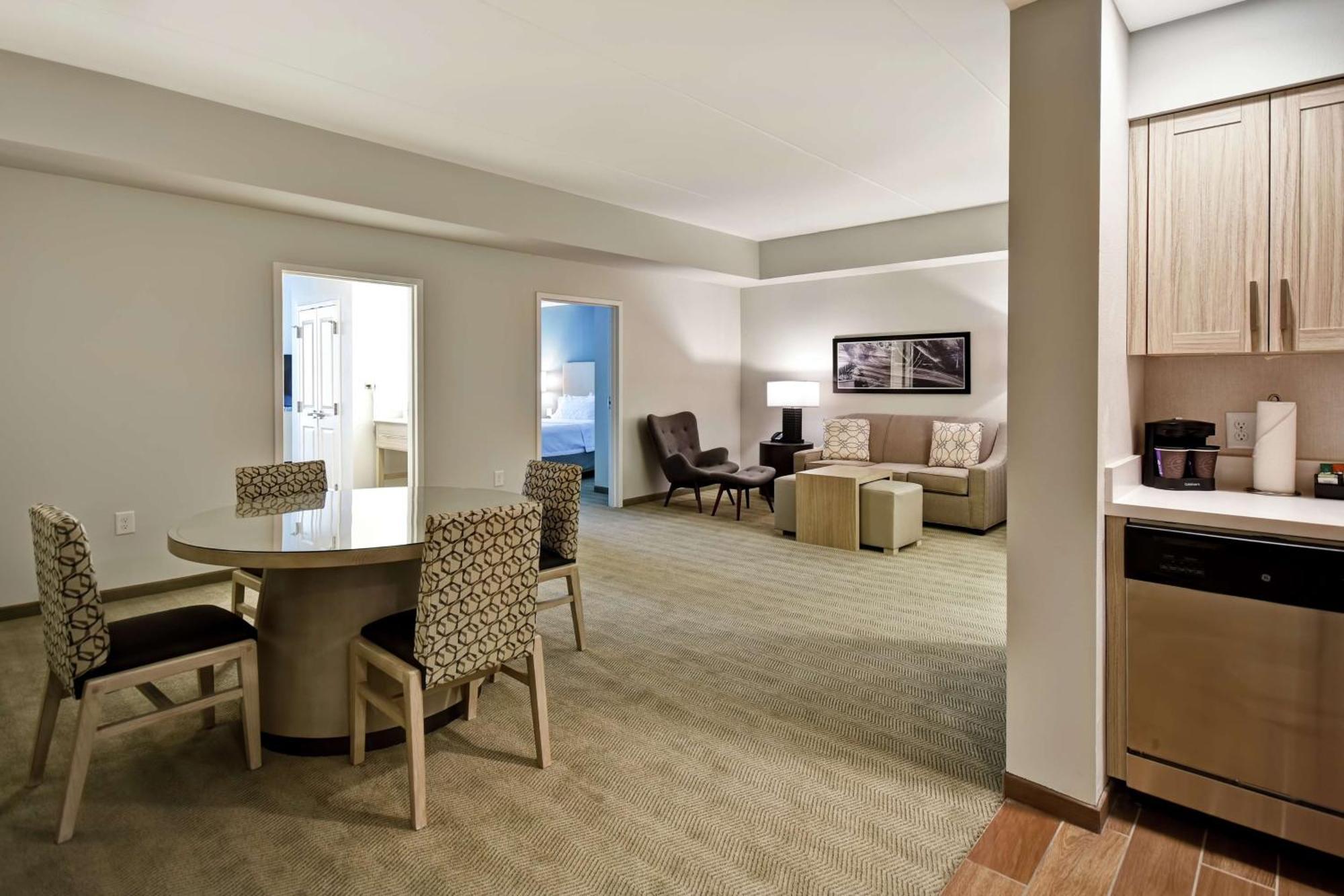 Homewood Suites By Hilton Greenville Downtown Exterior photo